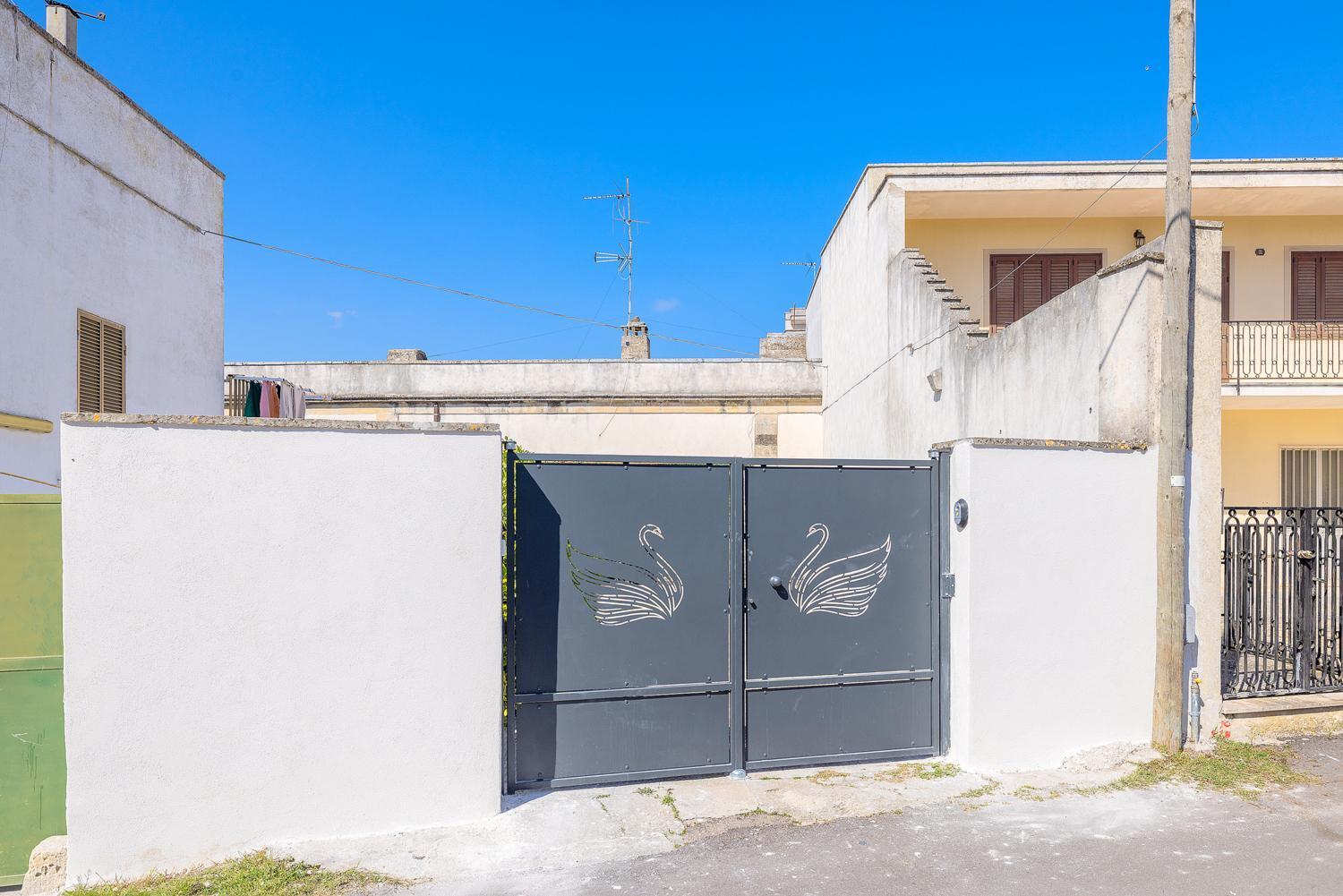 Riviera Dei Cigni - Comfort E Tranquillita Uggiano La Chiesa Luaran gambar