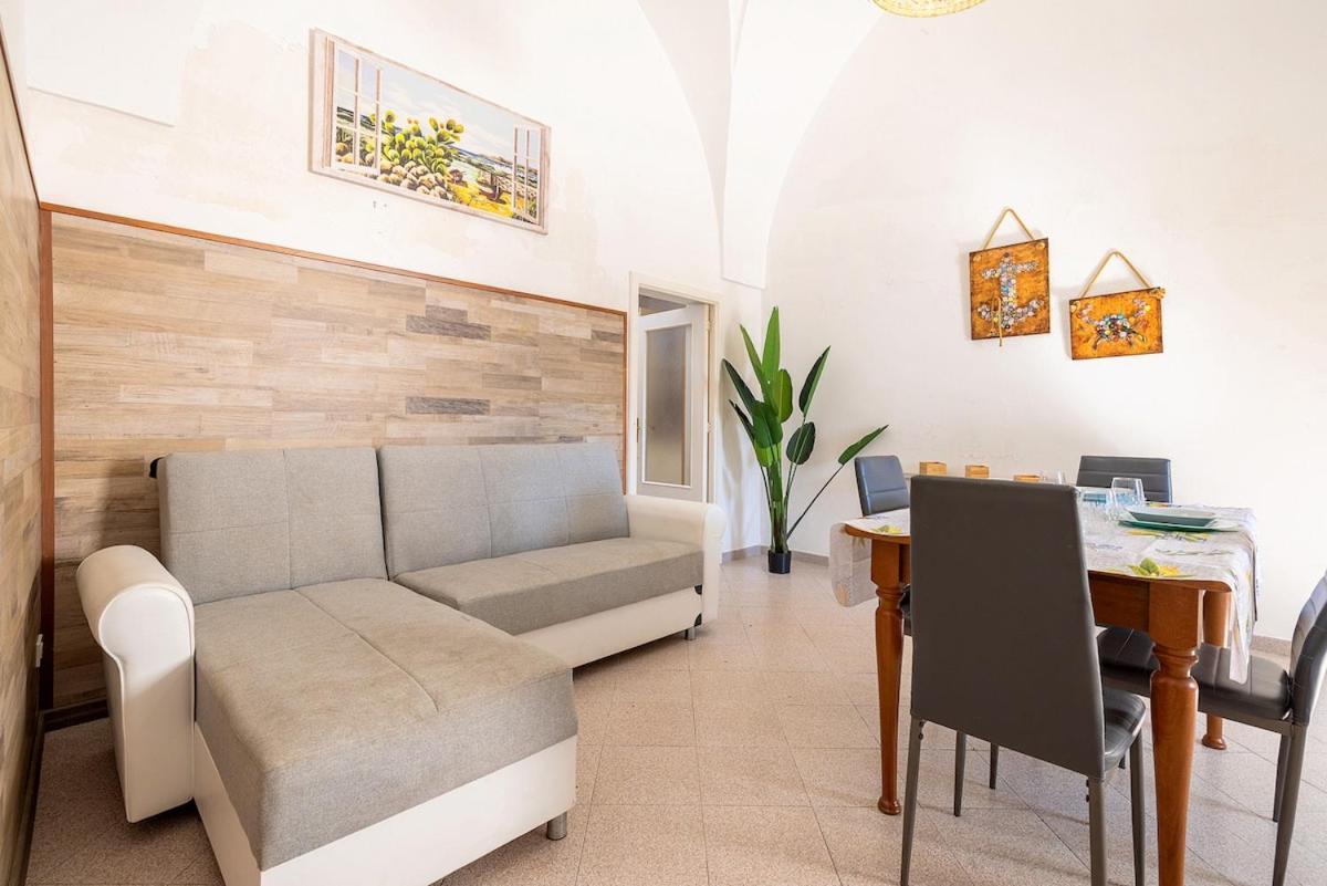 Riviera Dei Cigni - Comfort E Tranquillita Uggiano La Chiesa Luaran gambar